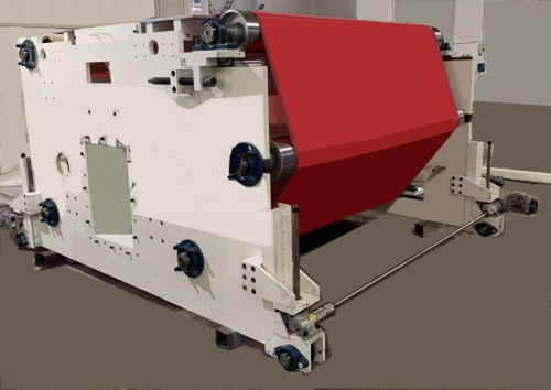 高效熔噴布擠出機械機組 科技賦能，鑄就“元寶機”新篇章